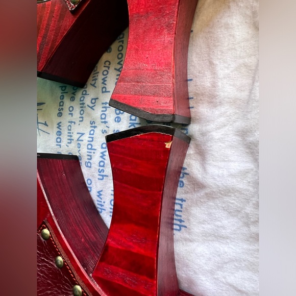 Fluevog RARE Vintage Platform Hi Joan Red--size 9 - Picture 9 of 10